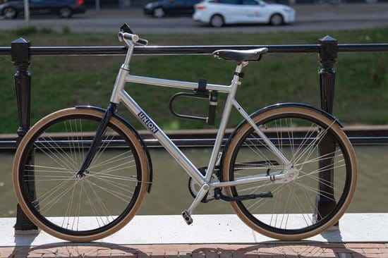 axa newton pro beugelslot art 3 slot voor fietsen voor scooter en fiets – 19 cm zwart